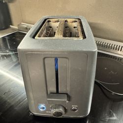 Gray toaster