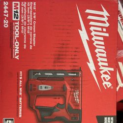 Milwaukee M12 12-Volt Lithium-Ion Cordless 3/8 in. Crown Stapler (Tool-Only)