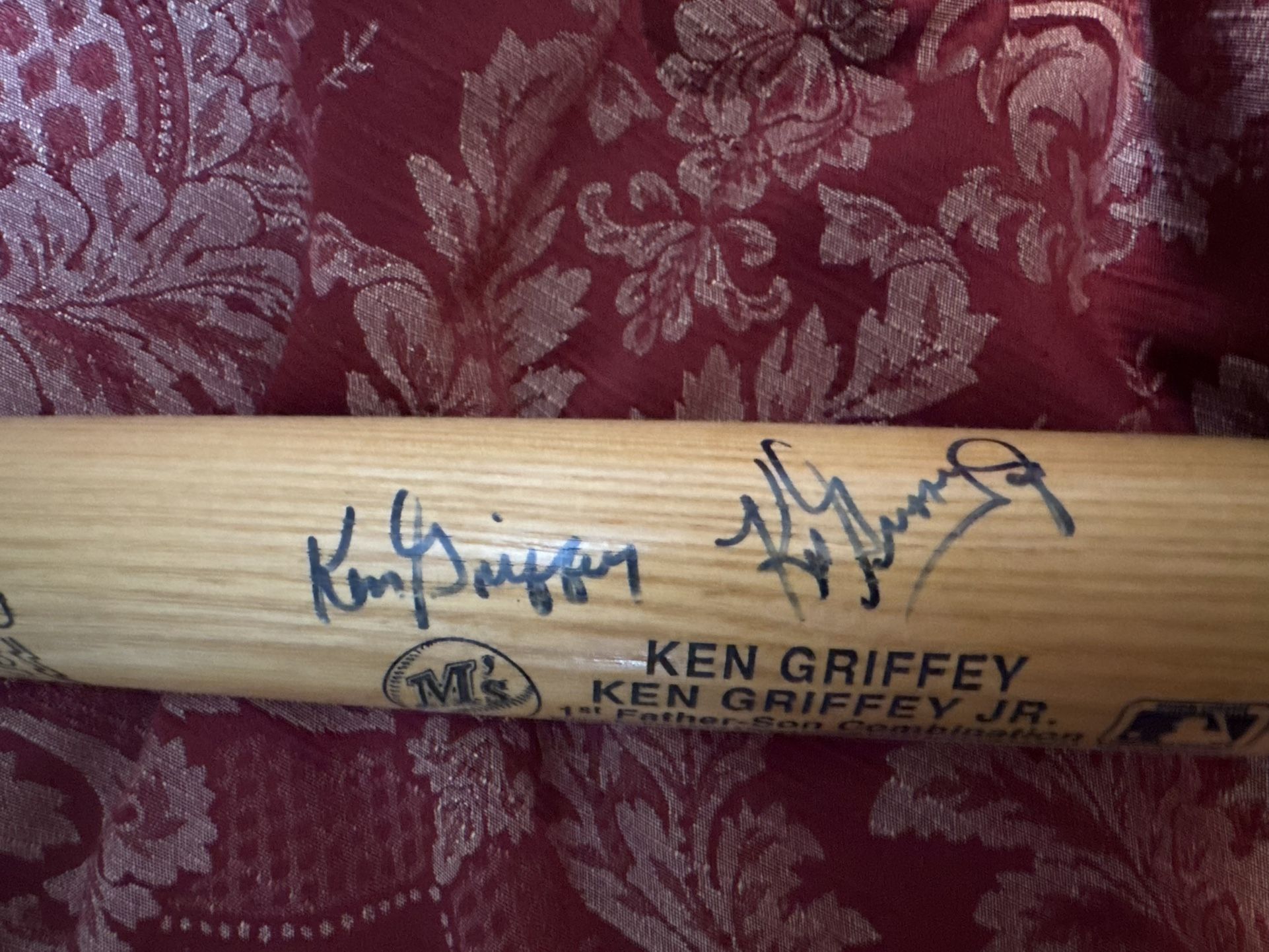 Ken Griffey Junior And Senior Baseball Bat