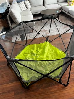Summer Infant Pop ‘n Play Portable Playard – Great Condition!