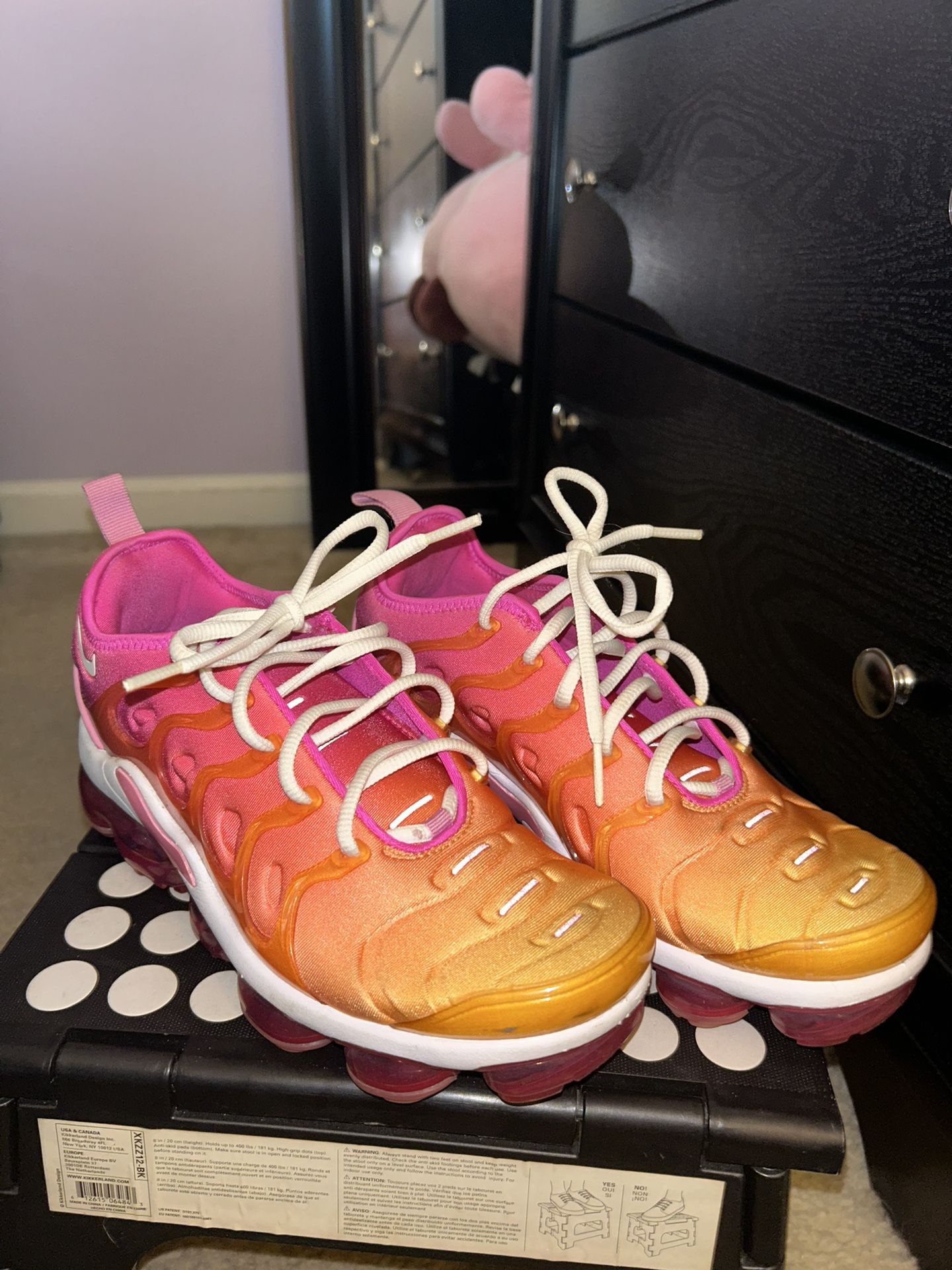 Nike Vapor Maxes Laser Fuchsia Psychic Pink Women s Jewelry Accessories