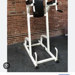 Parabody Power Tower And Roman Chair