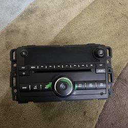 2011 GMC Yukon Factory Stereo