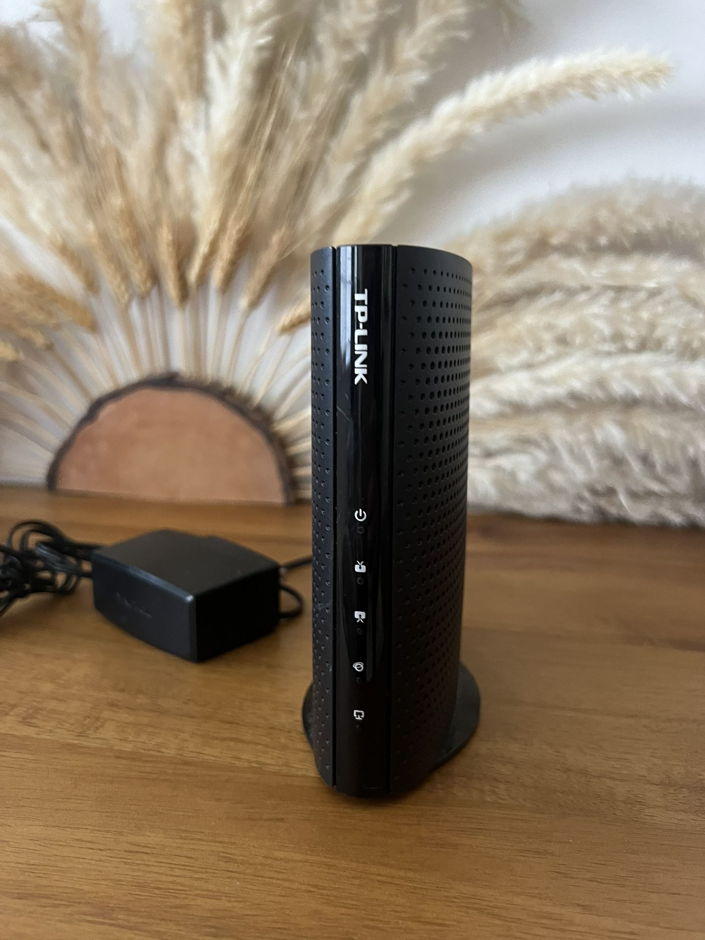 TP-Link TC-7620 DOCSIS 3.0 High Speed Cable Modem!!