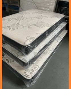 Queen size mattress / Colchon