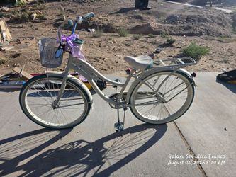 Women's Cruiser Bicycle