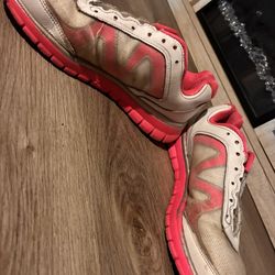 Fila’s Pink and White.