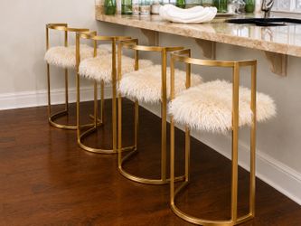 4 Counter Top Barstools