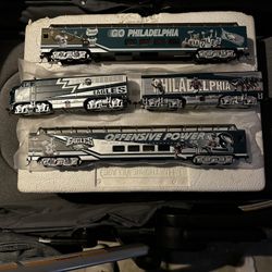 Eagles Train Set 
