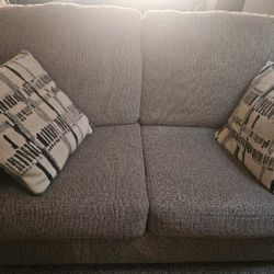 Almost New Sofa/Couch Loveseat