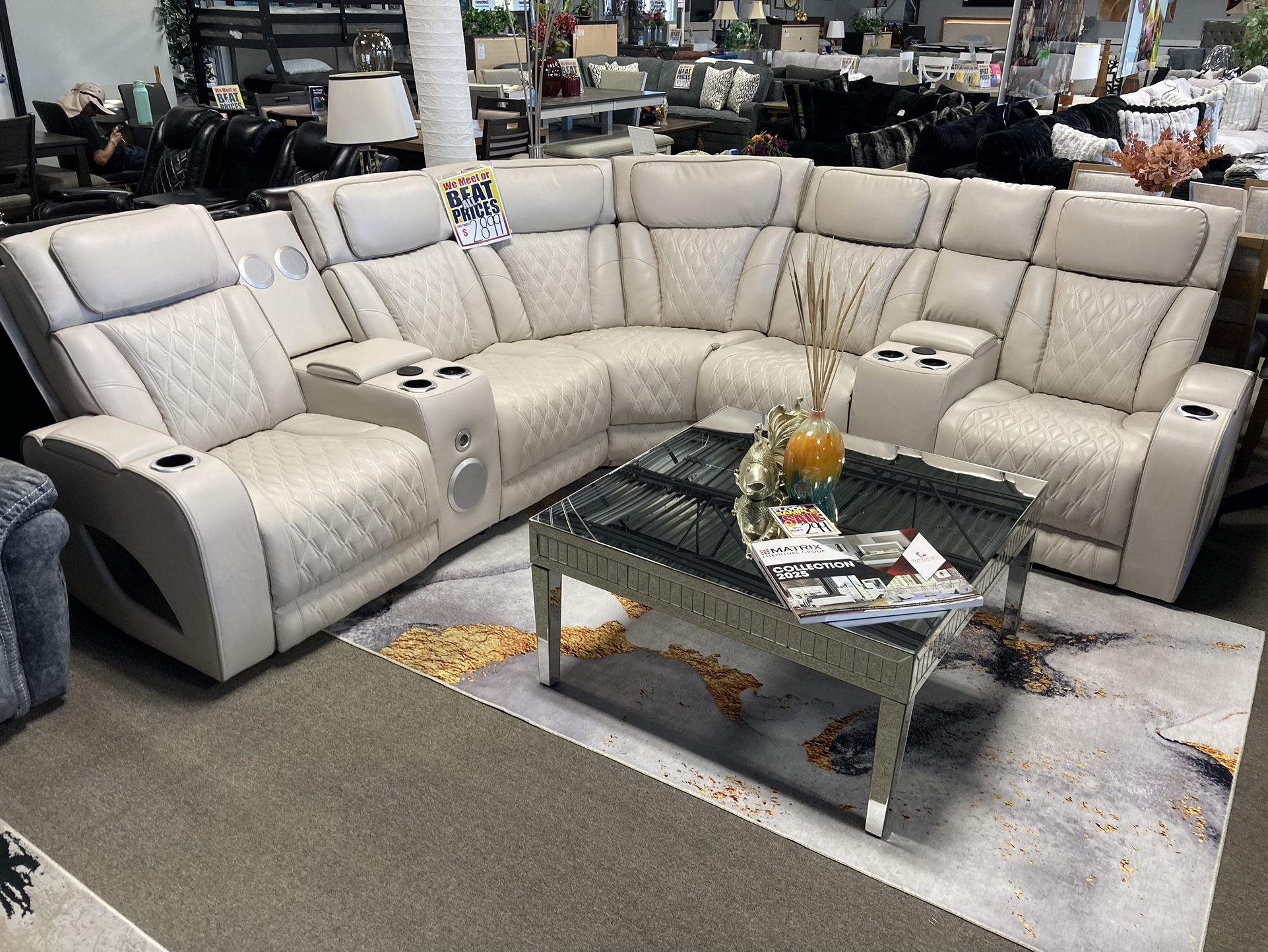 Gorgeous Sectional! $2,599! Easy Financing! 🚨🖲️✅