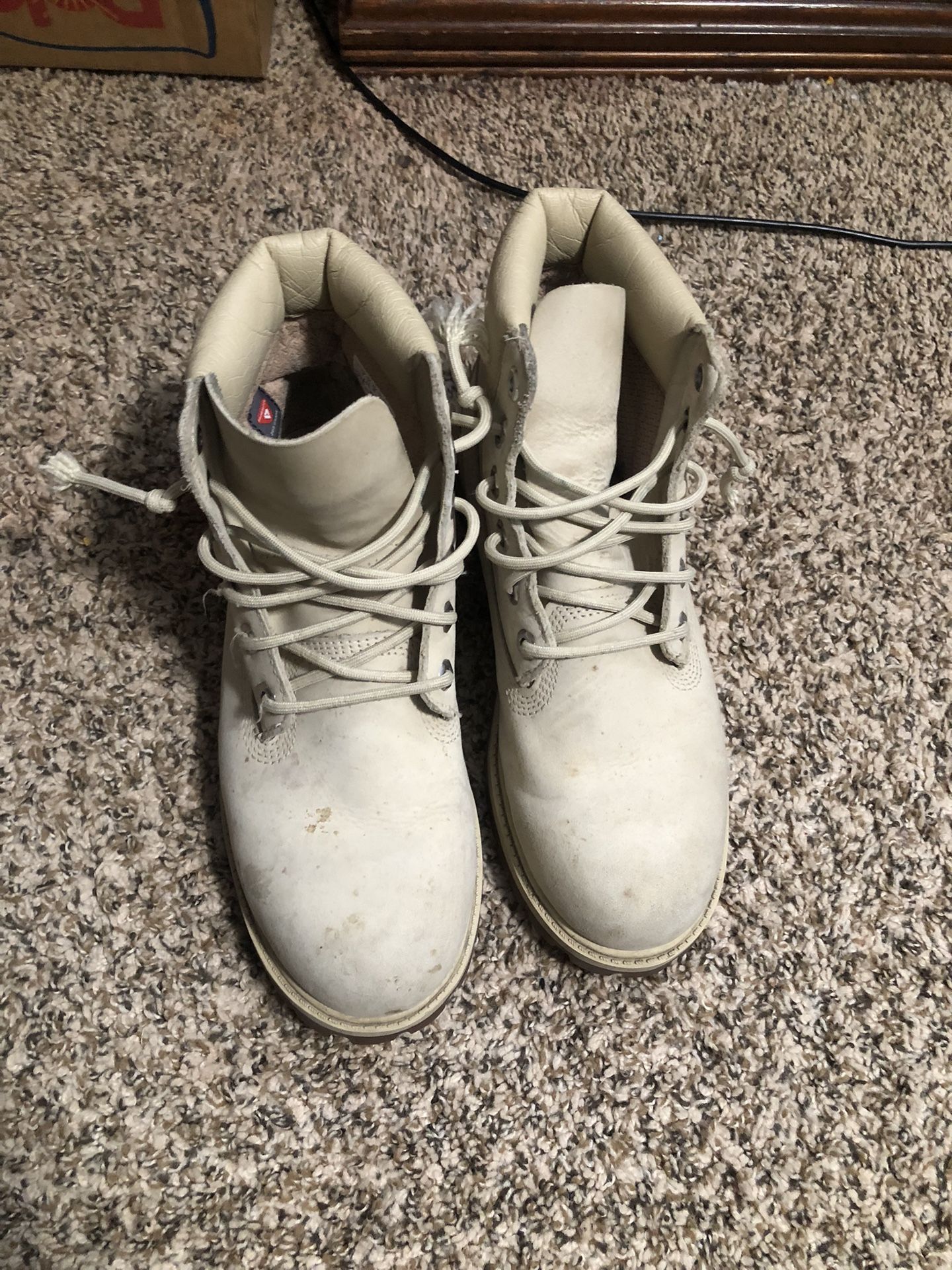 TIMBERLAND BOOTS