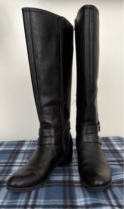 Women’s size 7 boot