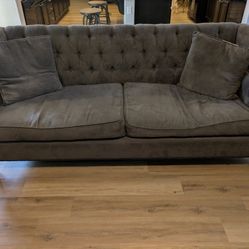 Potatoes Barn Sofa Set