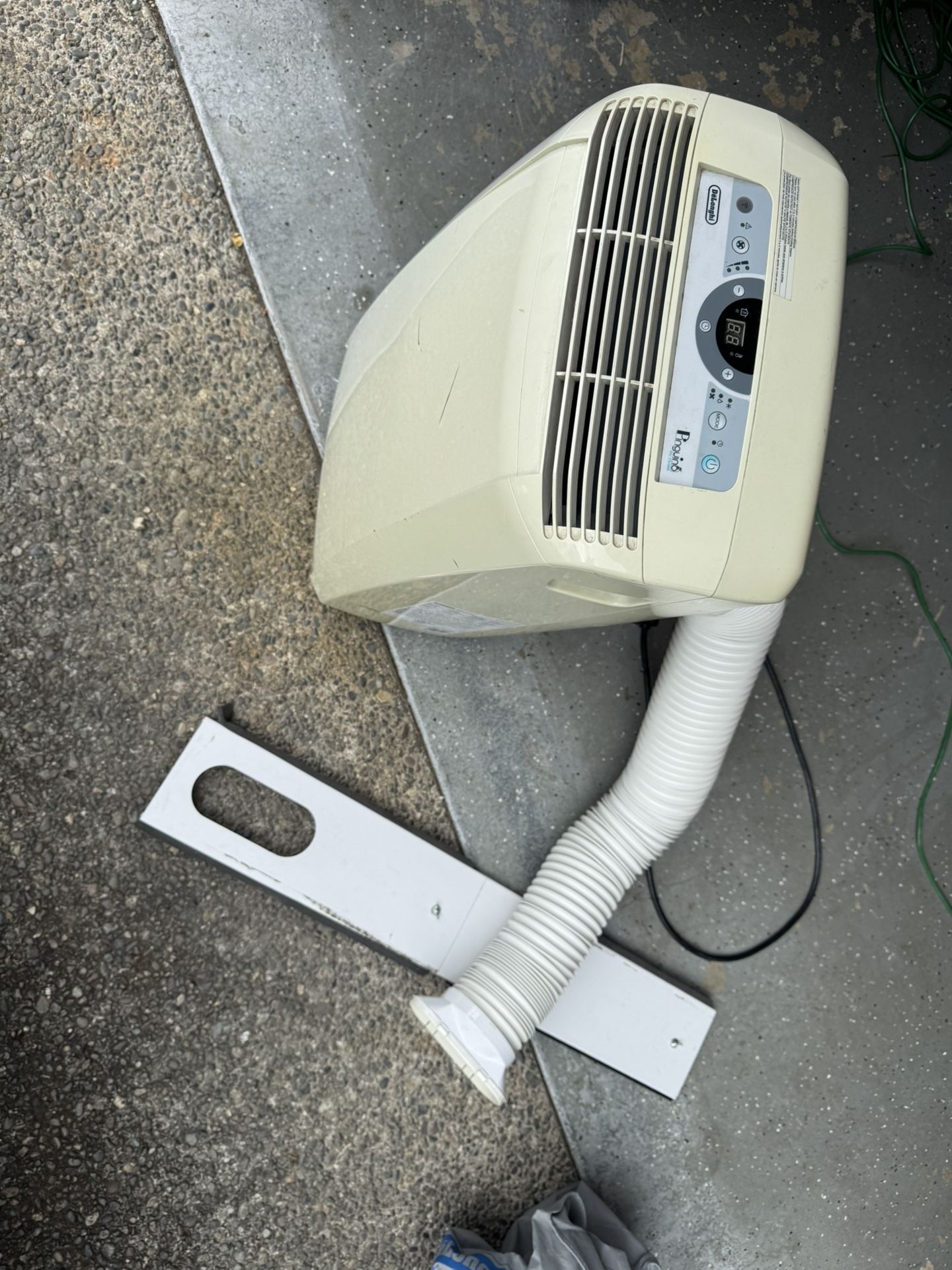 Portable AC
