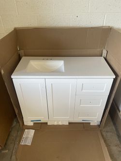 Bannister 43 in. Single Sink White Freestanding Bath Vanity with Granite-Look Colorpoint White Cultured Marble Top
