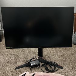 LG QHD 27 Inch Monitor 144hz and 1ms Response Time