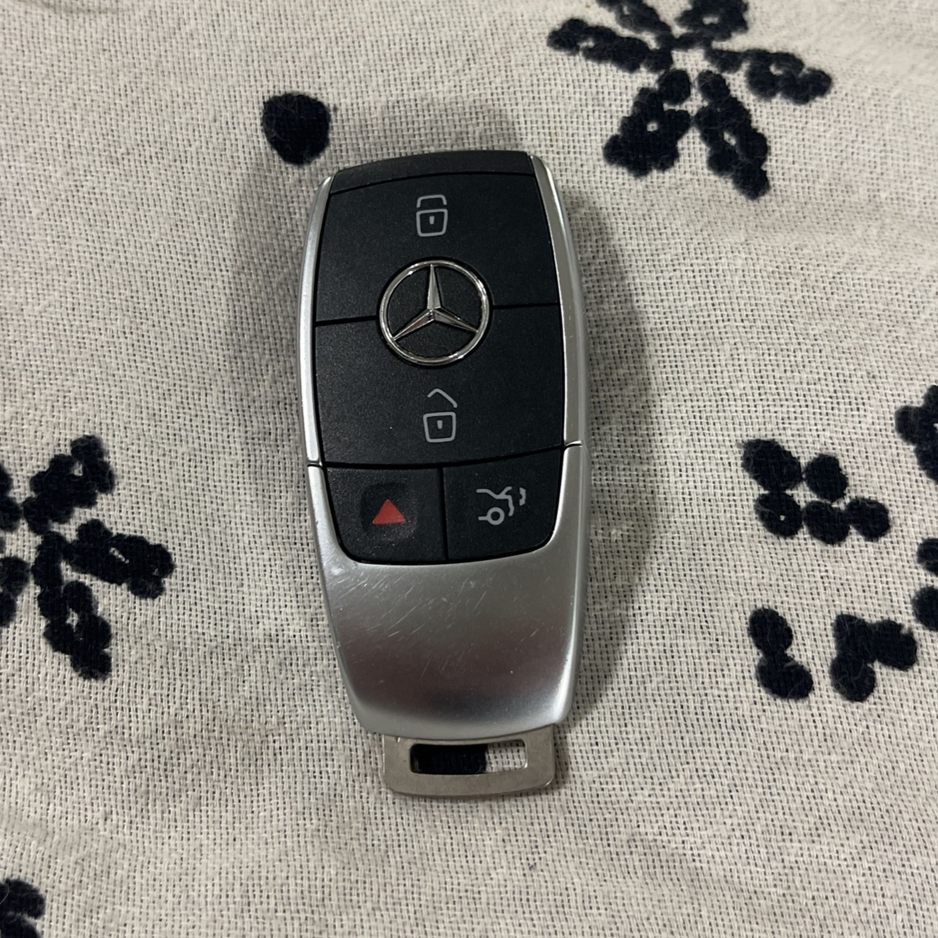 2021 Mercedes GC30 Key Fob