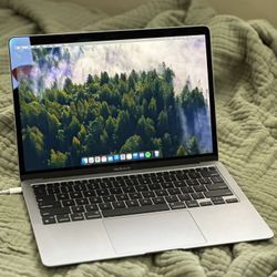 Apple Macbook Air 2020