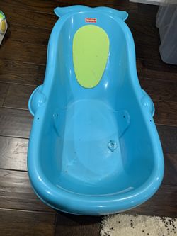 Bath tub