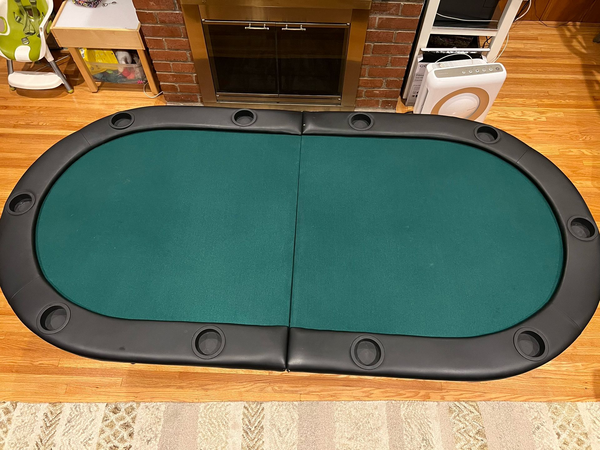 Poker Table - 10-Person w/ Cup holders