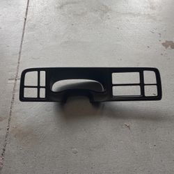 Dash Out Of 2002 GMC Sierra Oem