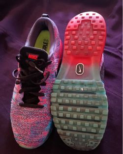 Nike Flyknit Multicolor Running Sneakers