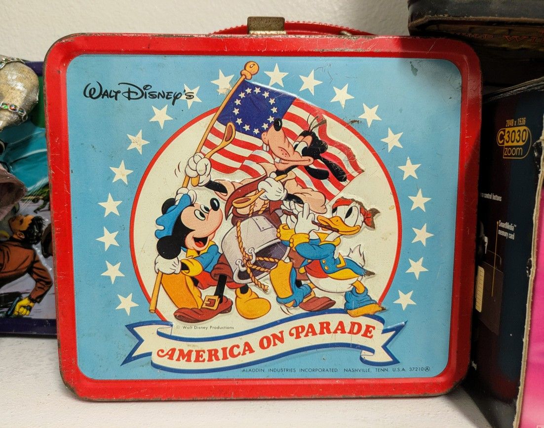 1976 Walt Disney's America On Parade Lunch Box