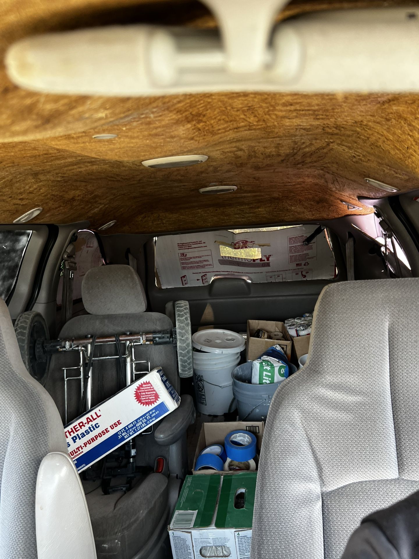 Clean Title Chrysler Voyager