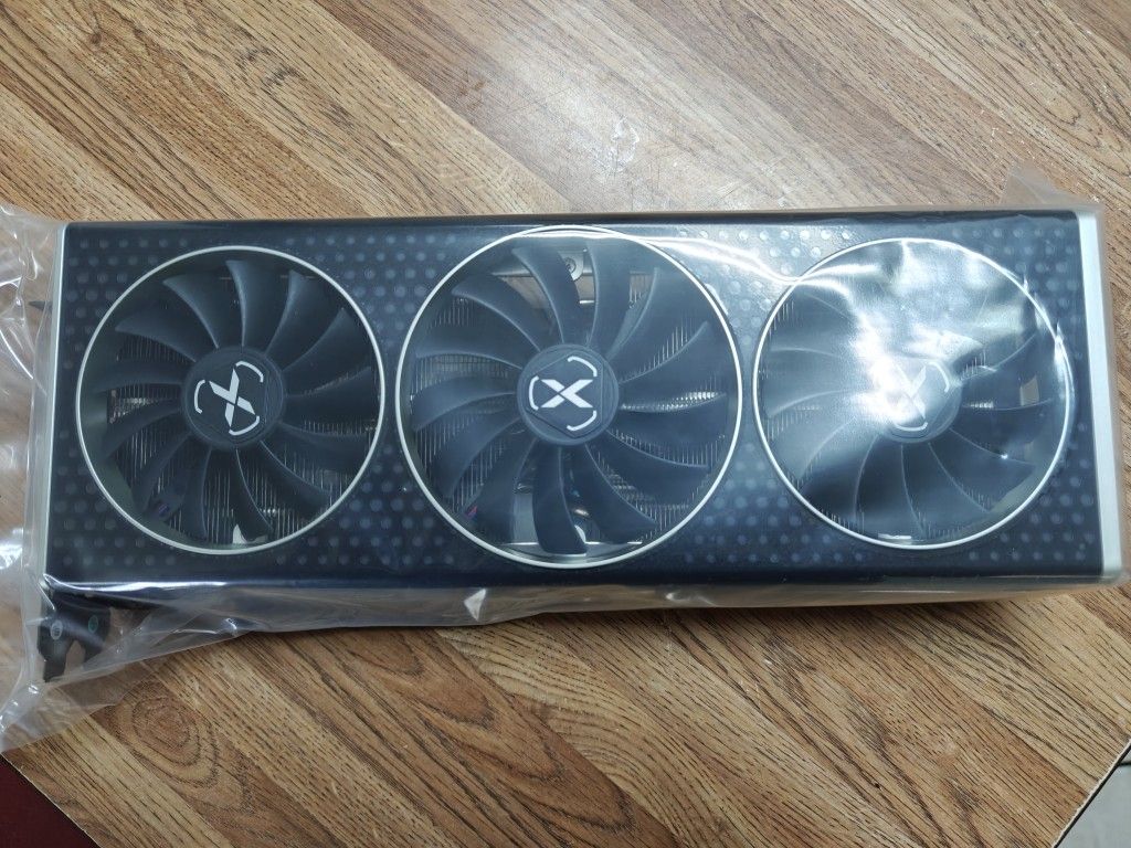 AMD Radeon RX 6750 XT