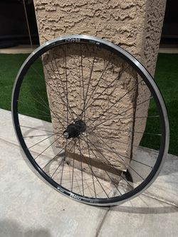DT Swiss R460 Rear Wheel + Shimano 105 front hub