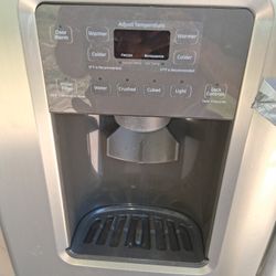 General Electric Refrigerator 