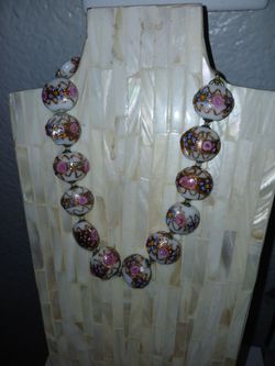 Vintage Italian murano wedding cake bead necklace