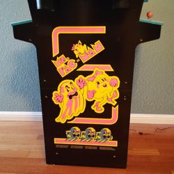 Ms.Pac Man Plus 11 Other Popular Games!