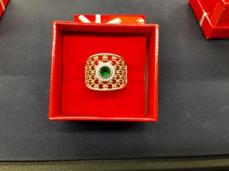 Yellow Gold 14k (.585) 5.8 grams Size 8