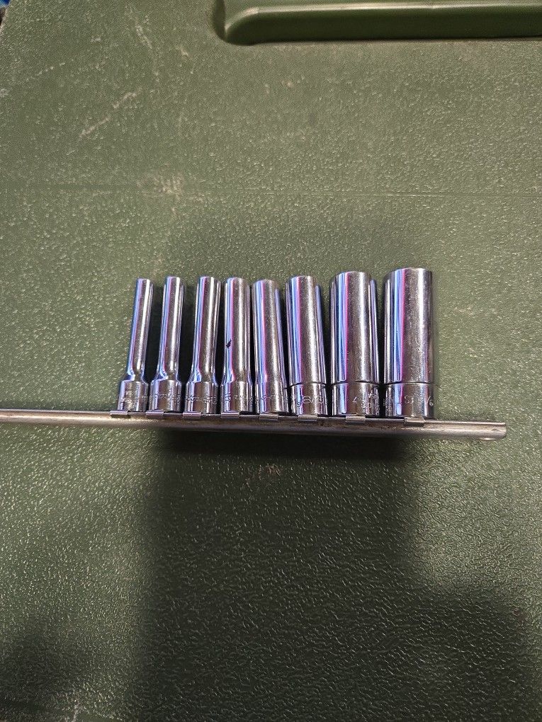 Snap On 1/4" Deep Wall Socket Set 8pc.