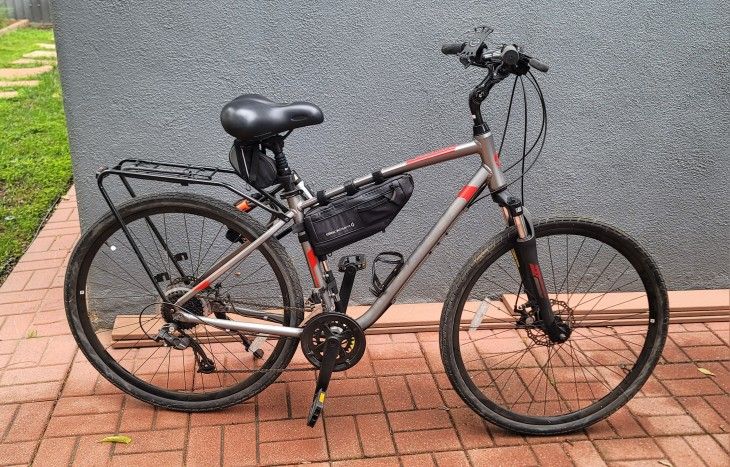 Giant Cypress Hybrid Bike