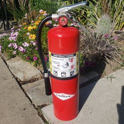 Fire Extinguisher 