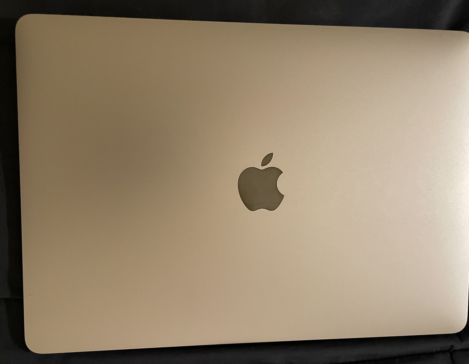 New Apple MacBook Pro , Touchbar, 13 , 2020 , I5, 32GB 1 TB 