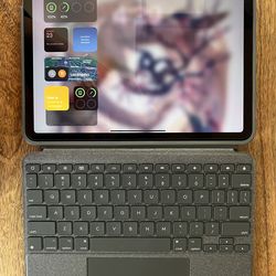 iPad Air 11” (M3) 256GB WiFi + Apple Pencil + Logitech Keyboard – Like New + Applecare 3/12/26