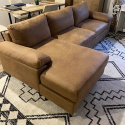 Reversible Sectional Couch