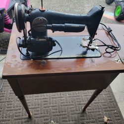 Old Sewing Machine 
