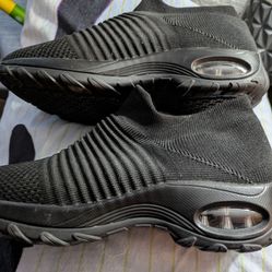 STQ Women's Walking Shoes Size 9.5