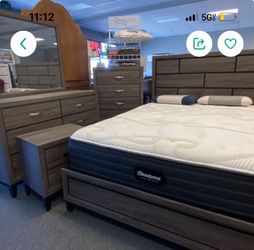 Queen Gray 4pc Bedroom Set Bed Dresser Mirror Nightstand