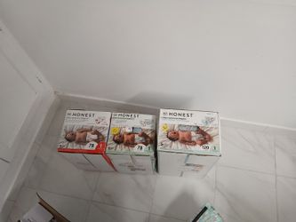 Honest Clean Conscious Diapers Size One 