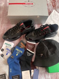 Prada cut Sz 11 one pair socks free