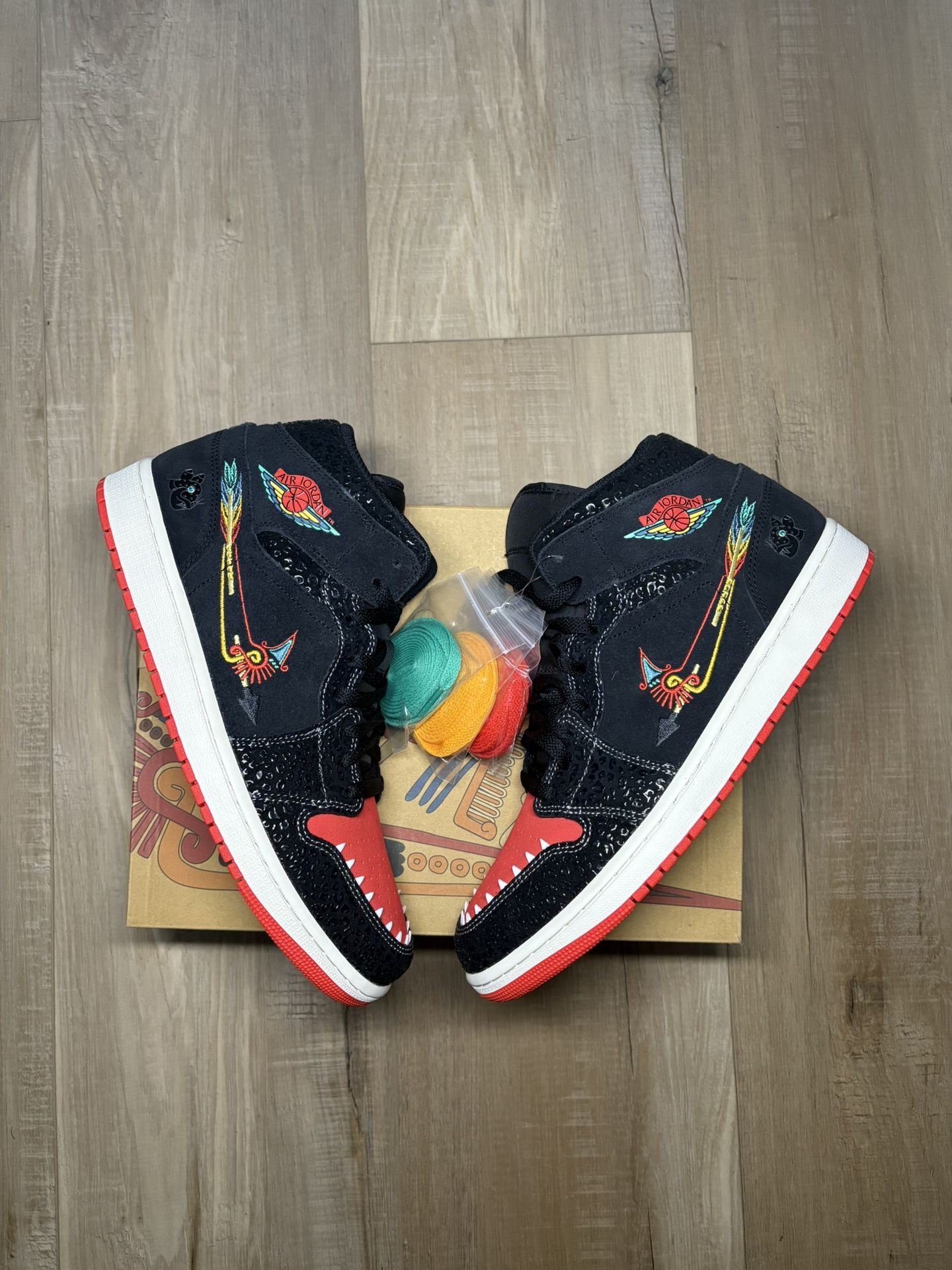Jordan 1 Mid Siempre Familia