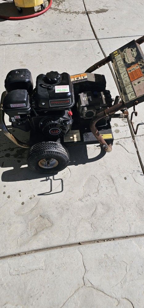 Idrolavadora Com Motor Predator 212 Seminuevo