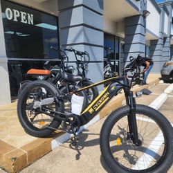 CycUltra 28MPH 60 Mile Range 