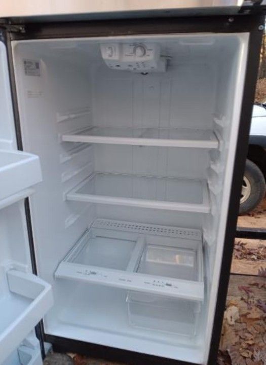 Working Fridge